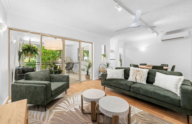 The Nest Cairns - 4 Pools BBQ Resort - Foto 2