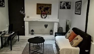 Maison Diana à 400 mètres à pieds de l'aéroport - Foto 3