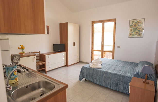 Studio 200 Meters From the Sea, Wifi, Self Catering - Foto 2