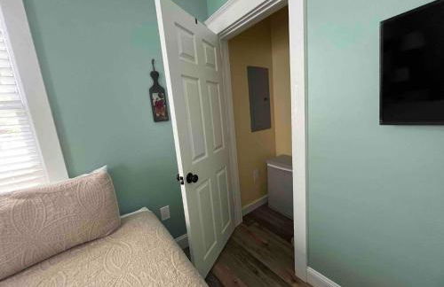 Bayside Bungalow-Updated Home Near the Bay & Beach - Foto 42