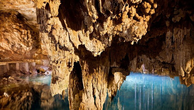 Magisches Abenteuer nach Tulum, einer riesigen Skulptur und Cenoten. Mittagessen inbegriffen - Foto 3, Entdecken Sie Tulum, dos ojos, "Madre naturaleza" und Grand Cenote