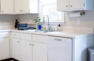 Near Historic Downtown Apex, Sleeps 8, King Bed - Foto 8