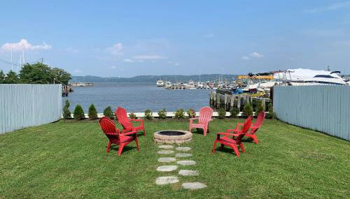 Waterfront Luxury in Town - Foto 1