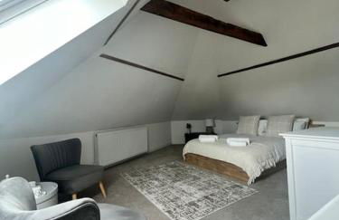 Corner House- hot tub and outdoor fireplace - Foto 42