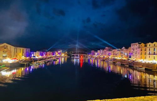 Villa with beautiful Private Garden & Breathtaking Sea View - Foto 48