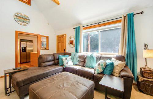 Calm Cozy 3BR cabin wAC, WiFi, Parking, BBQ - Foto 3