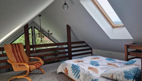 Domek przy drodze - Foto 3