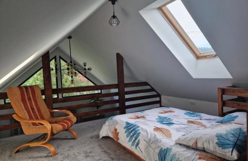 Domek przy drodze - Foto 3