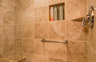 4 Bedroom Home in Best Location Parking Fireplace Back Yard Pets Welcome - Foto 37