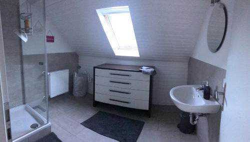 Ferienwohnung stadtnah im DG - Foto 3