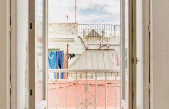 Diseño y confort junto a la catedral - Foto 4