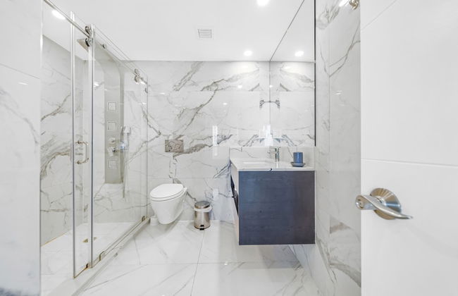 Modern Apartments Biscayne Bay - Photo 33