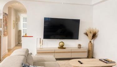 Quiet Private Apartment - 2min Train Station - 5min Palais Croisette - Private entrance - Foto 4