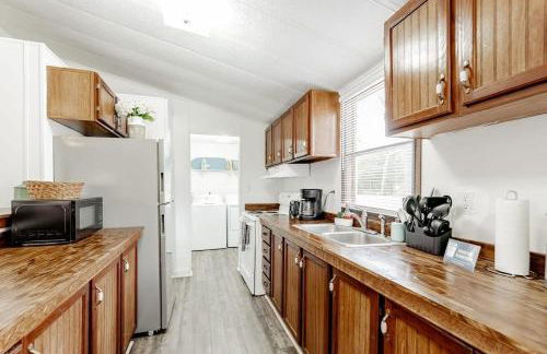 15mins to Downtown- Adorable on Taylor Both Units - Photo 38