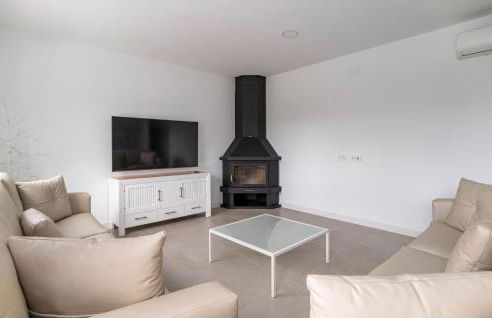 4 Bedroom Lovely Home In Villamartin - Foto 14