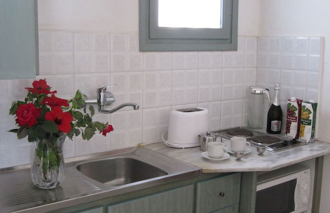 Amazones Villas Apartments - Photo 9