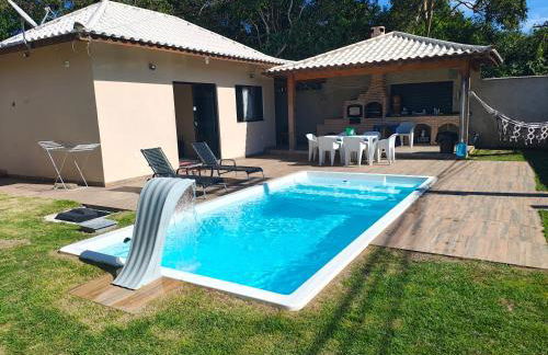 Chalé da Márcia com Piscina e Churrasqueira Privativos - Foto 12