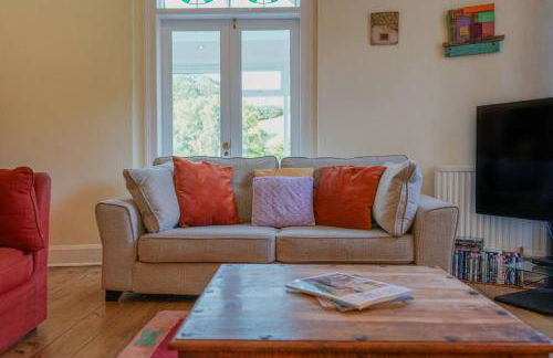 18th-Century Farmhouse with Countryside Views - Foto 17