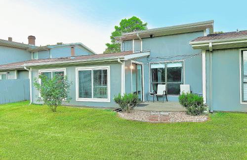 Big, Tidy, Cushy, & Activities - Foto 50