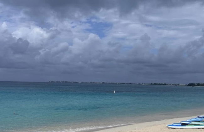 3 Suites Free Breakfast Steps to Beach - Photo 34