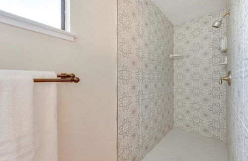 Scenic Yosemite Lakes Escape with Community Perks! - Foto 14