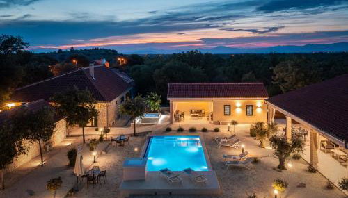 Tosic Estate - Villa, Vineyards and Winery - Foto 2