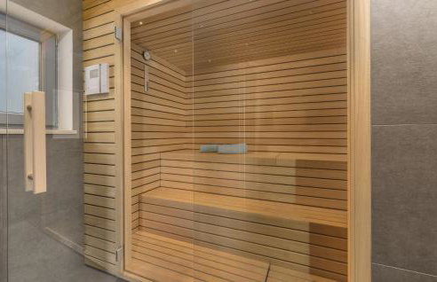 Villa Aurelia near Labin for 9 persons with heated 60 m2 pool, wellness & kids playground - Foto 3