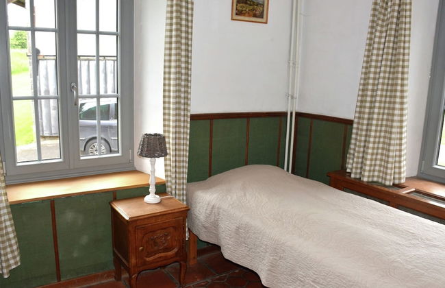 Vintage Farmhouse With Garden, Roofed Terrace - Photo 4