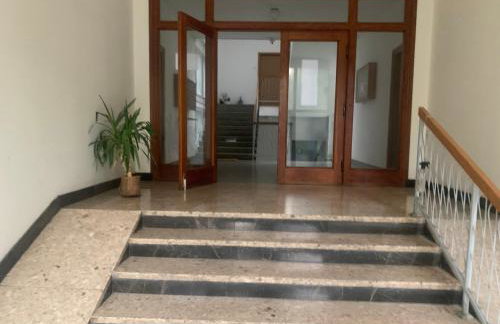 Centrally Chic Studio - Photo 15