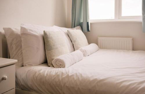 Beautiful 3 Bedroom Home Near Worcester - Photo 26