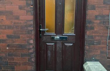 Comfortably furnished 2 bedroom home in Bolton - Foto 2