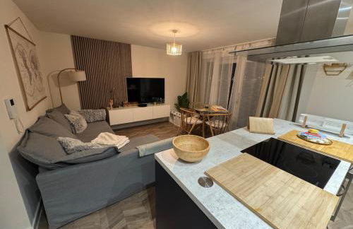 Lakeside Penthouse View - Photo 1