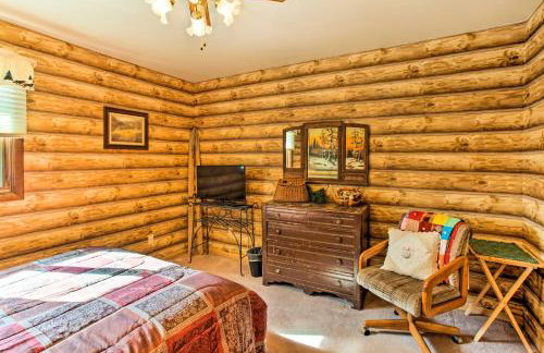 Fish and Hike Wooded Cabin 9 Mi to Lake Nebagamon! - Foto 13