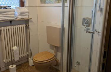 Ferienwohnung Gerstetten 85 qm - 2 Schlafzimmer - Küche mit großem Essbereich - Wohnzimmer - Balkon - Bad - ruhige Lage - Foto 15