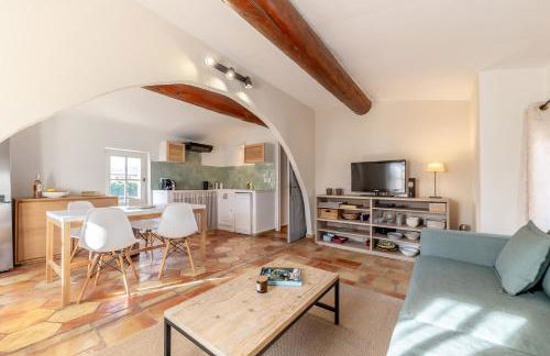 Mas Oréa Sous la glycine - Photo 8