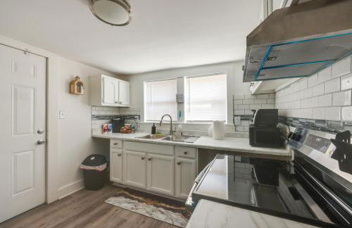 Birmingham Area Retreat 2 Mi to Dtwn Bessemer - Foto 9