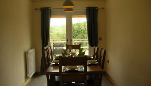 Woodland Lodge Hot Tub Sleeps 6 - Foto 5