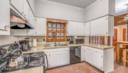 Near the Airport and Graceland Holmesdale Hideout - Foto 2