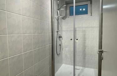 Grand Suite - Perfekt für 6! BBQ WLAN Parken Messe - Foto 20