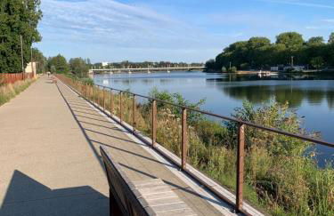 IRON MAN offer a villa located right on the river - Foto 2