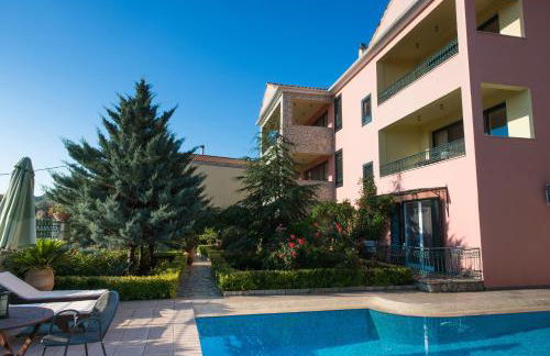 Pirofani Villa Apartments - Photo 41