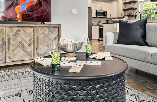 Spacious Downtown Apartment – Walk to Old Town Fc! - Foto 21