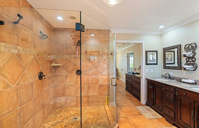 Victorian Manor In Paso Robles Wine Country + Pool, Hot Tub, Firepit, Tennis Court Sleeps 28 - Photo 49