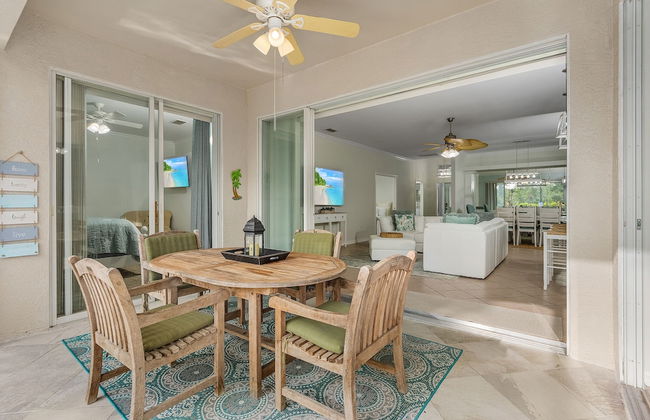 Sunshine Daydream Our Beautiful Monthly Pool Home! 3 Bedroom Home by RedAwning - Foto 16