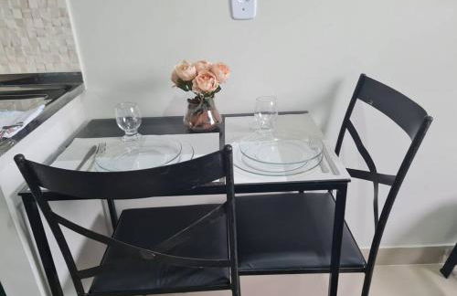 Kitnet304 centro,c linda vista janela, tv smart - Foto 20