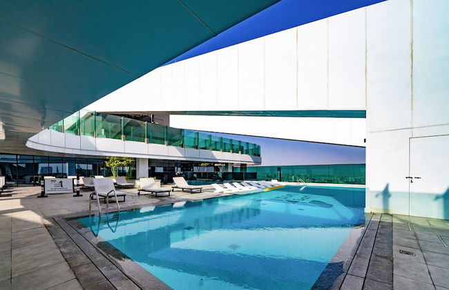 Pristine Cozy One Bedroom Suite - Photo 16