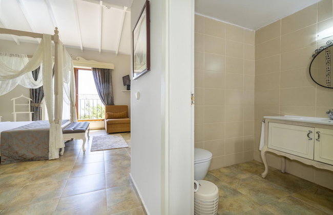 Alya Villa Butik Hotel - Photo 51