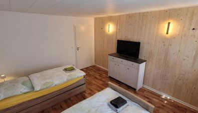 Seyfarthrooms - Monteurwohnung Großröhrsdorf 3 - zentrale Lage, gute Anbindung, ideal für 2 Personen - Foto 2