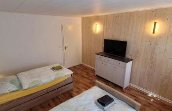 Seyfarthrooms - Monteurwohnung Großröhrsdorf 3 - zentrale Lage, gute Anbindung, ideal für 2 Personen - Foto 2