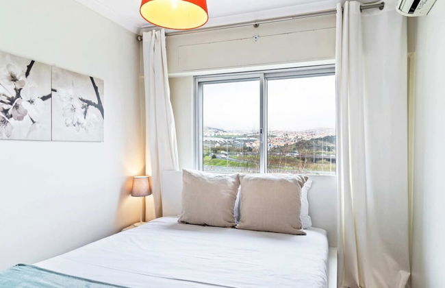 Large Contemporary 3 Bedroom Apartment - Foto 2